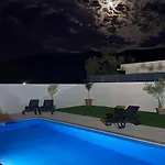 Mostarsko Jezero Villa *
