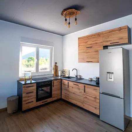 Mostarsko Jezero Villa *