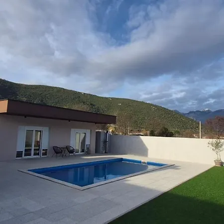 ヴィラ Mostarsko Jezero *